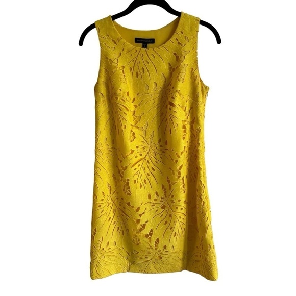 Banana Republic Leaf Lace Yellow Mini Sheath Dress, Size 2P - Picture 4 of 9